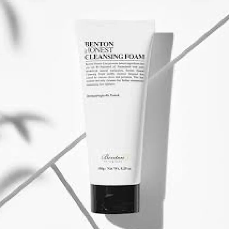 Honest Cleansing Foam