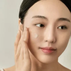 Light On Serum Centella + Vita C